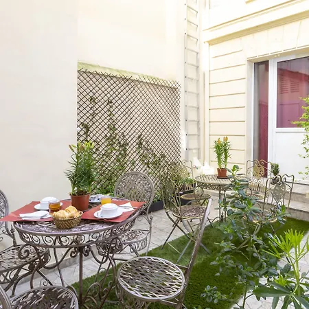 Maison Deschanel Paris Residence With Eiffel Tower View-2